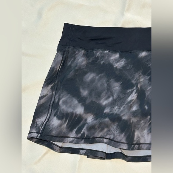 Lululemon Pace Rival Mid-Rise Skirt Long in Motion Vista Black Multi/Black - 6 - Picture 3 of 10